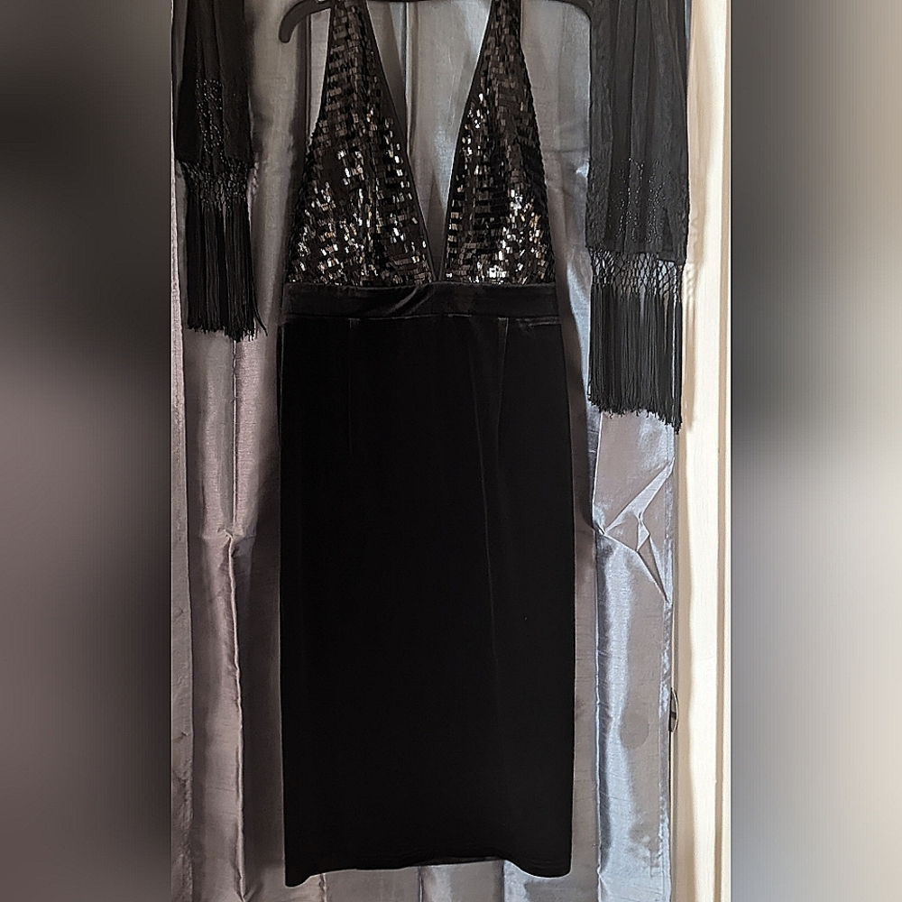 Venus Black Velvet & Sequin Dress size M.